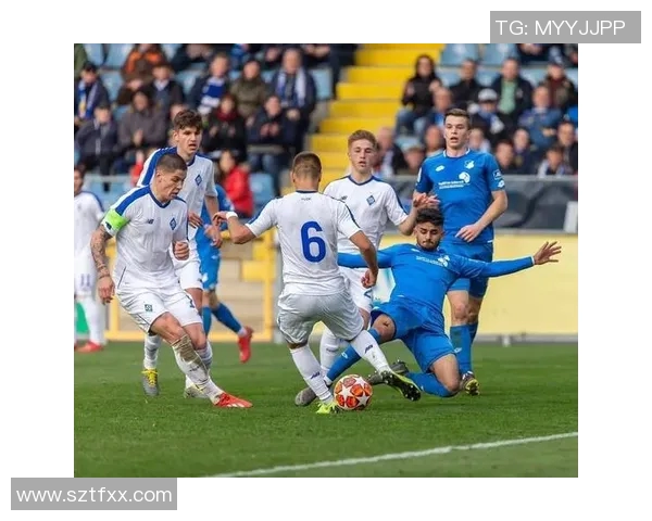 基辅迪纳摩与阿尔克马比赛结果揭晓精彩瞬间回顾