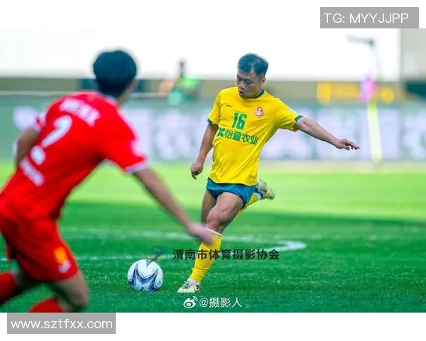 渭南体育馆激情四溢足球比赛现场直播精彩瞬间回顾与分析