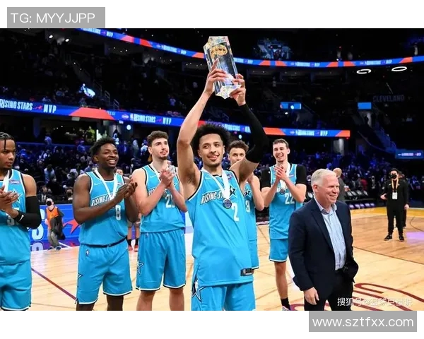 凯德坎宁安如何在NBA赛场上展现领袖风范与全能球技